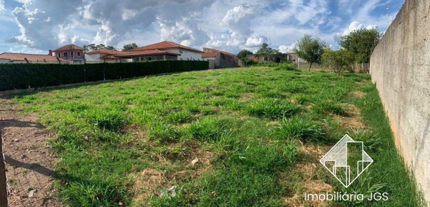 Terreno de 1000m² totalmente Plano – Bairro Jundiaquara/Araçoiaba da Serra