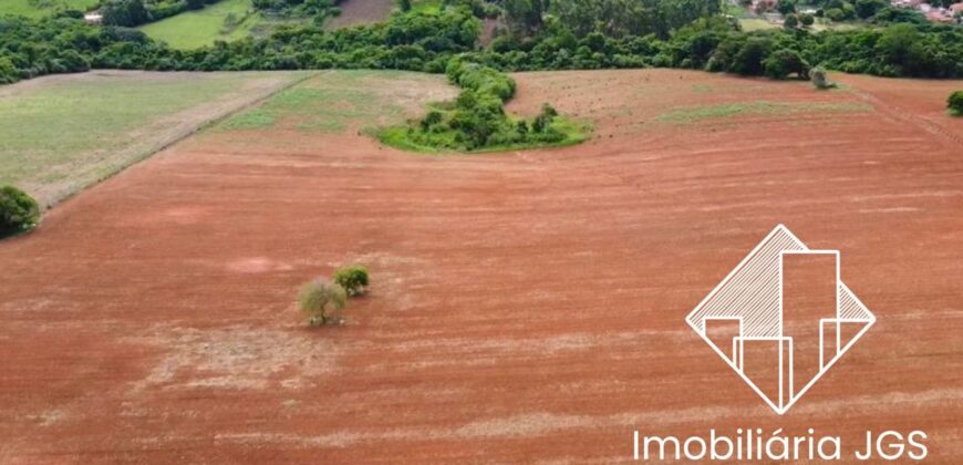 Sitio de 90 mil metros (3.7 alqueires) a venda – Região de Sorocaba