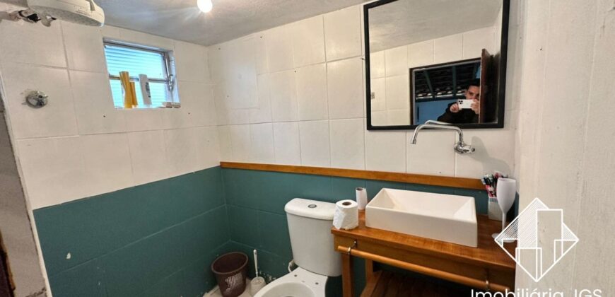 Chácara de 700 metros com Piscina – Araçoiaba da Serra/SP