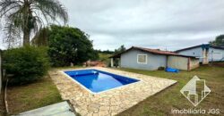 Chácara de 700 metros com Piscina – Araçoiaba da Serra/SP