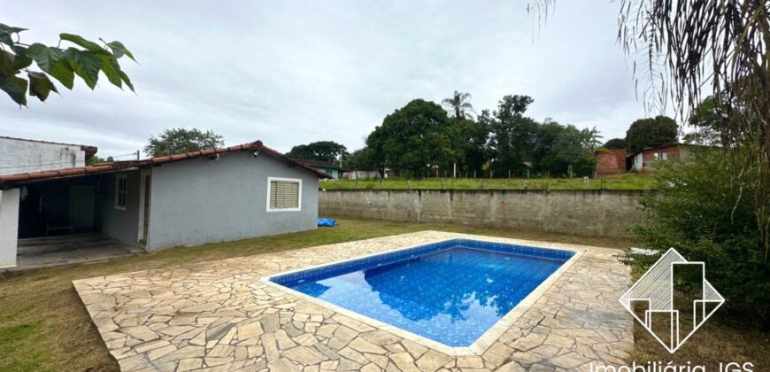 Chácara de 700 metros com Piscina – Araçoiaba da Serra/SP