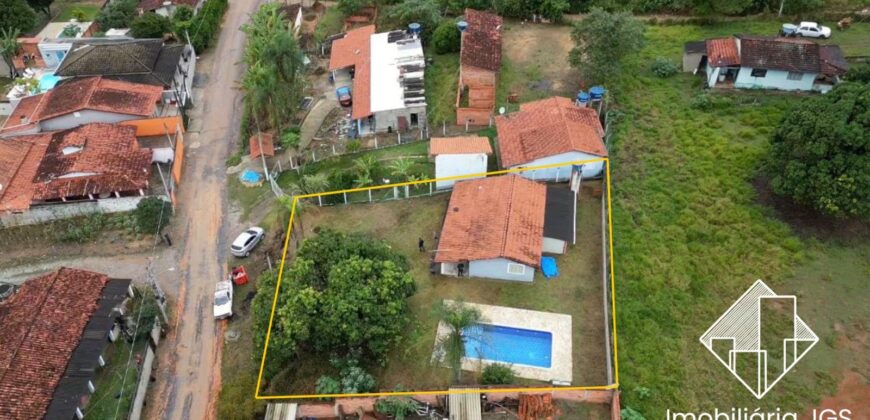 Chácara de 700 metros com Piscina – Araçoiaba da Serra/SP