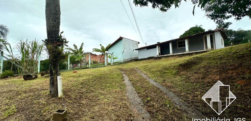 Chácara de 700 metros com Piscina – Araçoiaba da Serra/SP