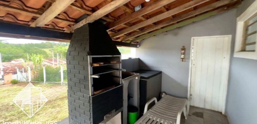 Chácara de 700 metros com Piscina – Araçoiaba da Serra/SP