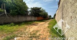 Terreno de 2.100 metros na beira do Asfalto- Bairro Jundiaquara