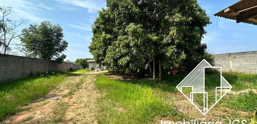 Terreno de 2.100 metros na beira do Asfalto- Bairro Jundiaquara