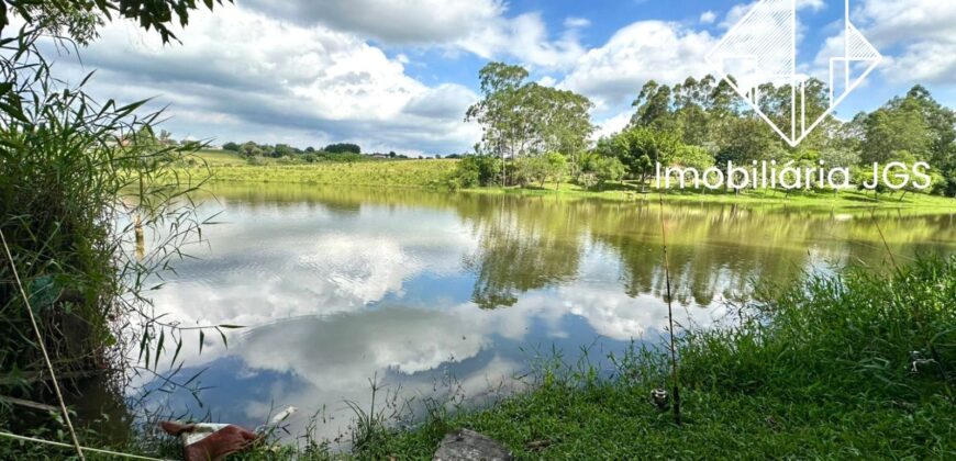 Excelente chácara com 4 dormitórios e com Lago – Capela do Alto