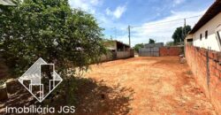 Lote de 250 metros fechado de muro – Bairro Jundiaquara