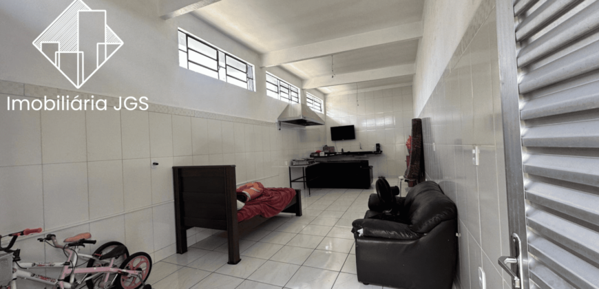 Casa de 300 metros com barracão – Araçoiaba da Serra