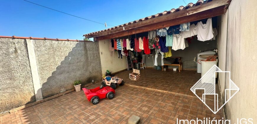 Casa germinada á Venda – Bairro Jundiaquara