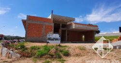 Casa em fase de construção- Condominio Village Ipanema 2