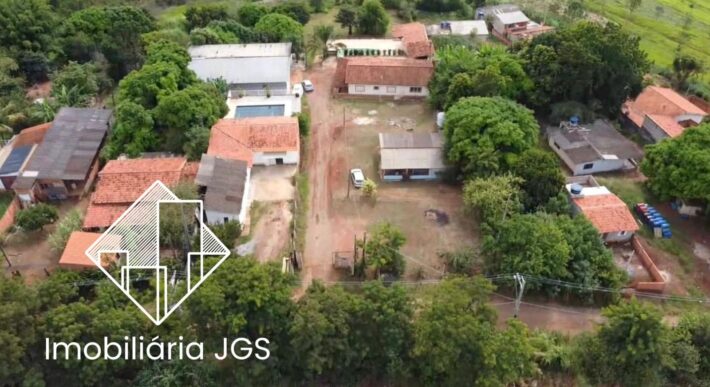 Chácara com Barracão de 4.980 metros – Araçoiaba da Serra/SP