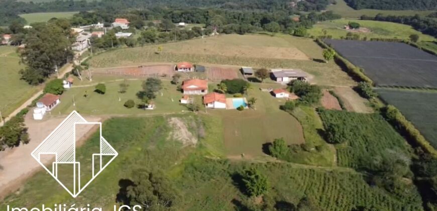 Sítio de 4 Alqueires com Boas Construções e Parreiras de Uva – Salto de Pirapora/SP