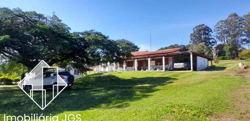 Sítio de 4 Alqueires com Boas Construções e Parreiras de Uva – Salto de Pirapora/SP