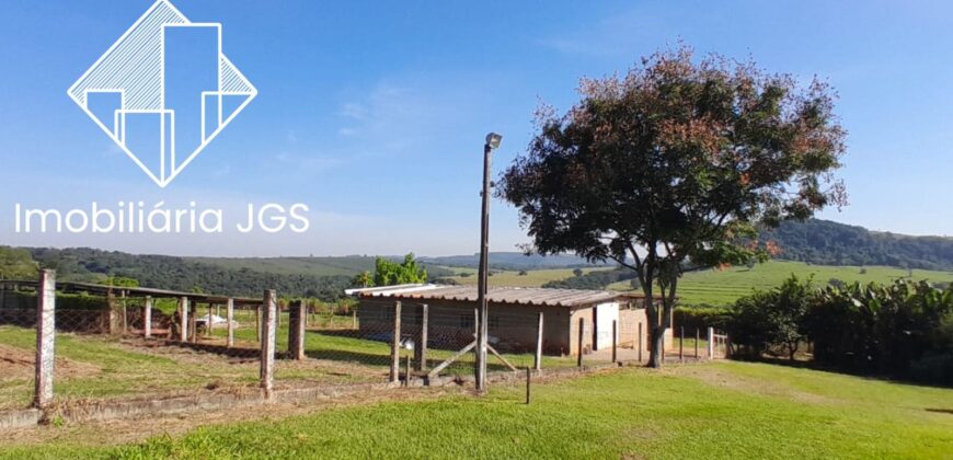 Sítio de 4 Alqueires com Boas Construções e Parreiras de Uva – Salto de Pirapora/SP