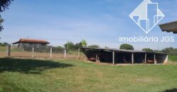 Sítio de 4 Alqueires com Boas Construções e Parreiras de Uva – Salto de Pirapora/SP