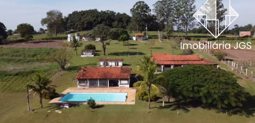 Sítio de 4 Alqueires com Boas Construções e Parreiras de Uva – Salto de Pirapora/SP