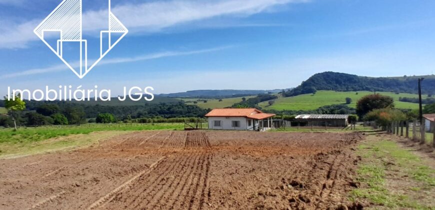 Sítio de 4 Alqueires com Boas Construções e Parreiras de Uva – Salto de Pirapora/SP