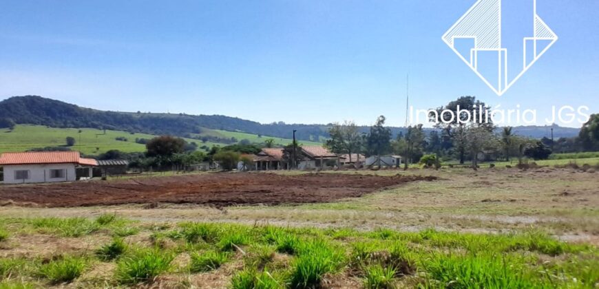 Sítio de 4 Alqueires com Boas Construções e Parreiras de Uva – Salto de Pirapora/SP