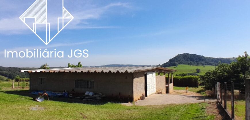 Sítio de 4 Alqueires com Boas Construções e Parreiras de Uva – Salto de Pirapora/SP