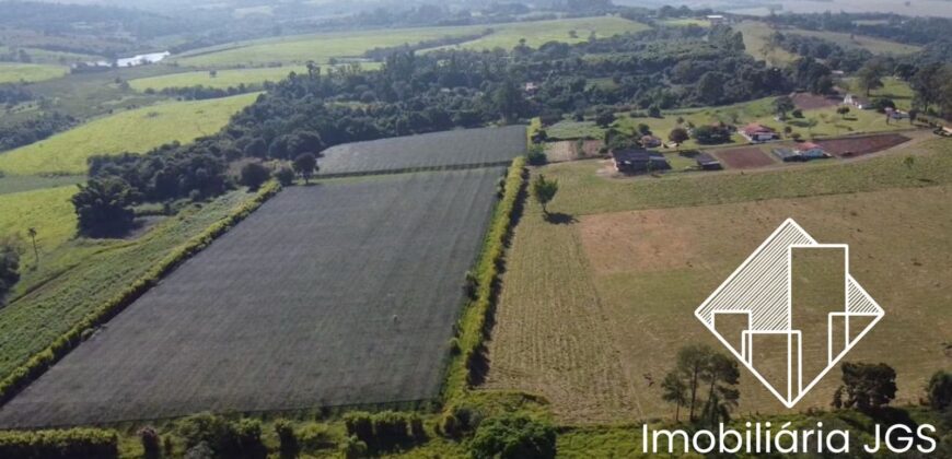 Sítio de 4 Alqueires com Boas Construções e Parreiras de Uva – Salto de Pirapora/SP