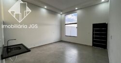 Ótima Casa com 3 dormitórios com Segurança 24 hrs – Salto de Pirapora/SP
