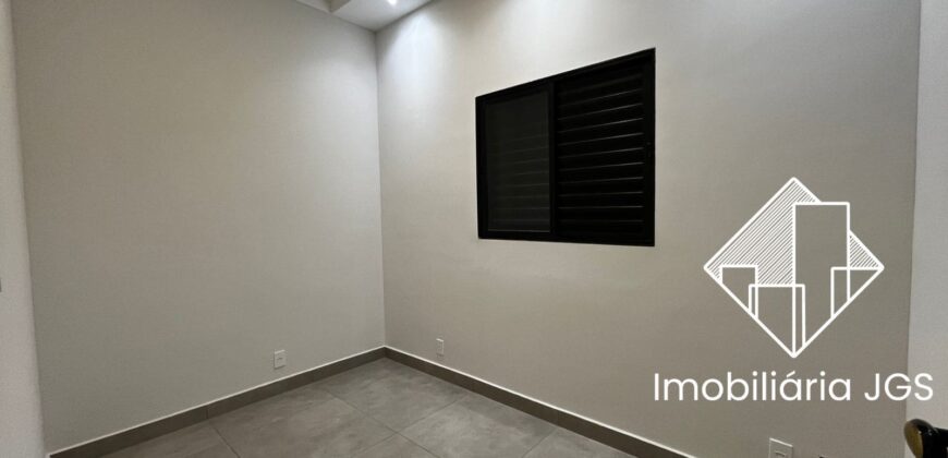 Ótima Casa com 3 dormitórios com Segurança 24 hrs – Salto de Pirapora/SP