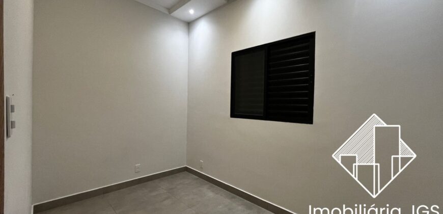 Ótima Casa com 3 dormitórios com Segurança 24 hrs – Salto de Pirapora/SP