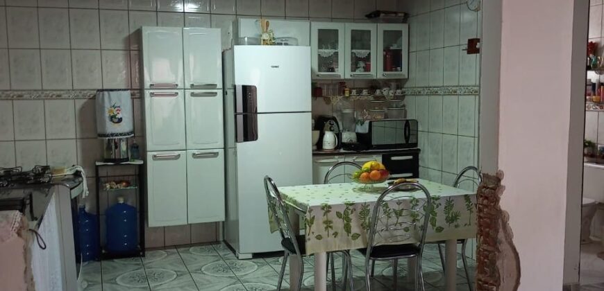 Casa de 198 metros no Bairro Colégio – Araçoiaba da Serra/SP