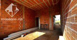 Casa em fase de construção – Loteamento São Lucas