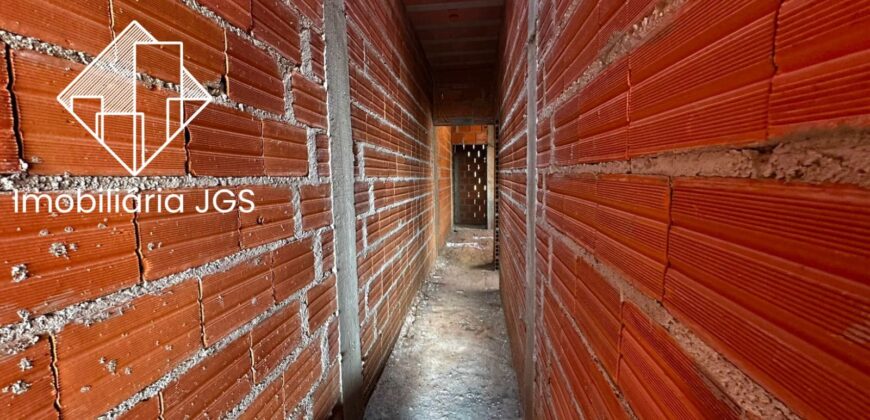 Casa em fase de construção – Loteamento São Lucas