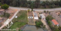 Lote de 300 metros no asfalto com Lago – Pilar do Sul/SP