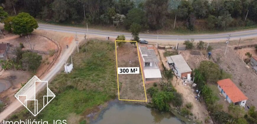 Lote de 300 metros no asfalto com Lago – Pilar do Sul/SP