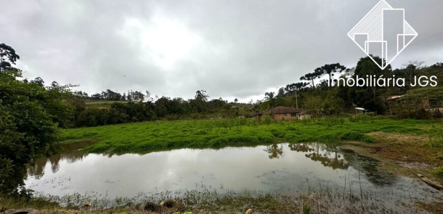 Lote de 300 metros no asfalto com Lago – Pilar do Sul/SP