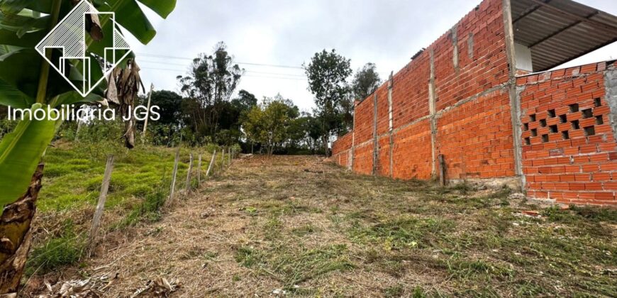 Lote de 300 metros no asfalto com Lago – Pilar do Sul/SP