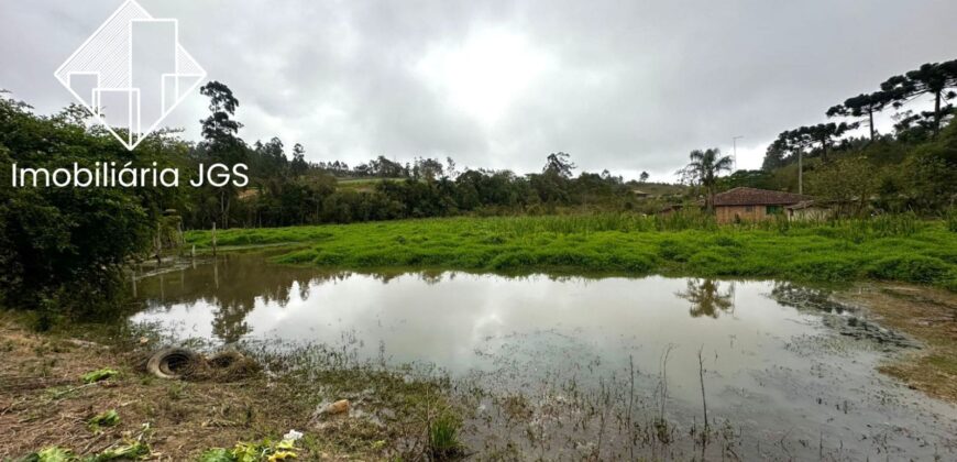 Lote de 300 metros no asfalto com Lago – Pilar do Sul/SP