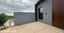 Casa Nova com fino acabamento – Loteamento São Lucas