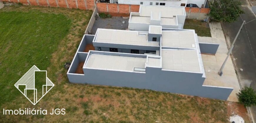 Casa Nova com fino acabamento – Loteamento São Lucas