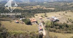 Sítio de 7 alqueires á Venda – Araçoiaba da Serra/SP