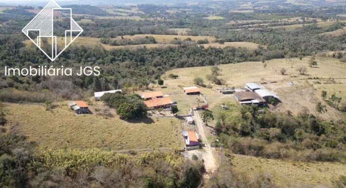 Sítio de 7 alqueires á Venda – Araçoiaba da Serra/SP