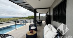 Sobrado de Luxo no bairro Jundiaquara – Araçoiaba da Serra/SP