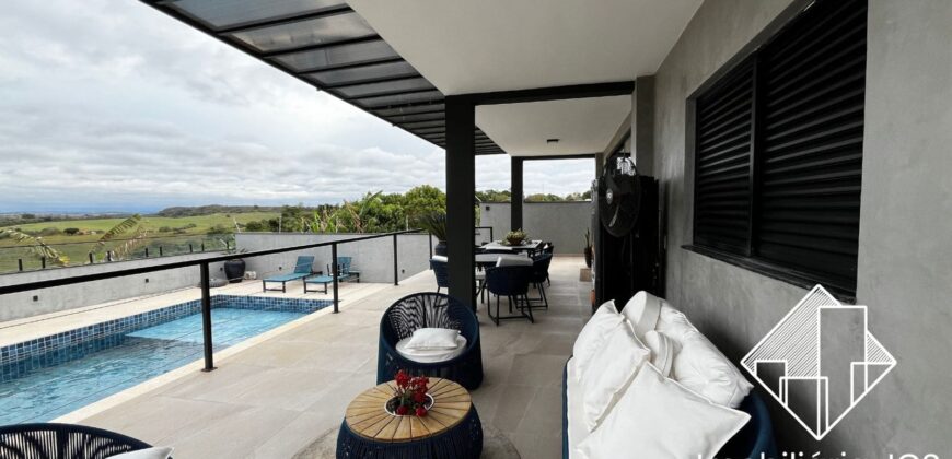 Sobrado de Luxo no bairro Jundiaquara – Araçoiaba da Serra/SP