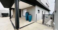 Sobrado de Luxo no bairro Jundiaquara – Araçoiaba da Serra/SP