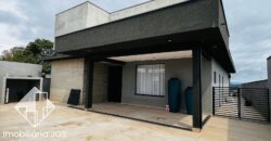 Sobrado de Luxo no bairro Jundiaquara – Araçoiaba da Serra/SP