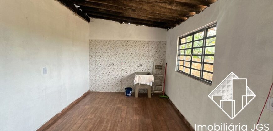 Casa com Quintal a Venda – Bairro Colégio – Araçoiaba da Serra