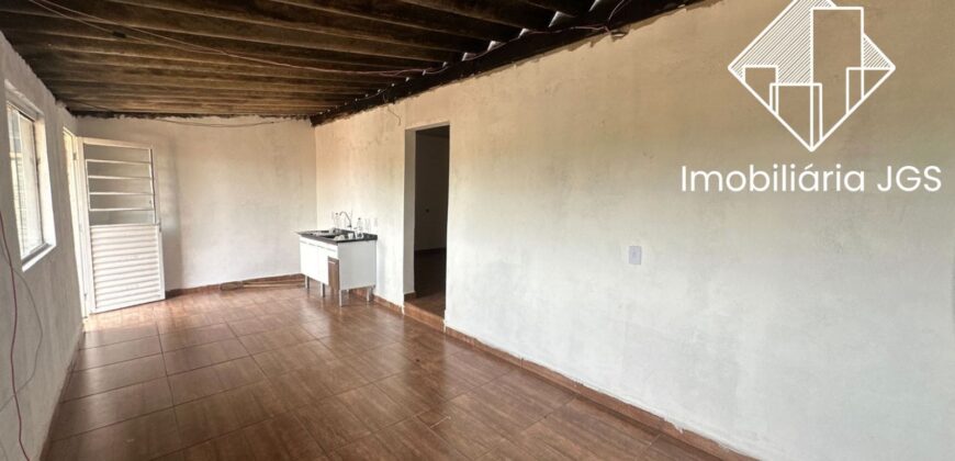 Casa com Quintal a Venda – Bairro Colégio – Araçoiaba da Serra