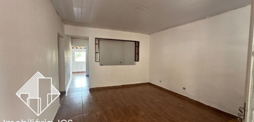 Casa com Quintal a Venda – Bairro Colégio – Araçoiaba da Serra