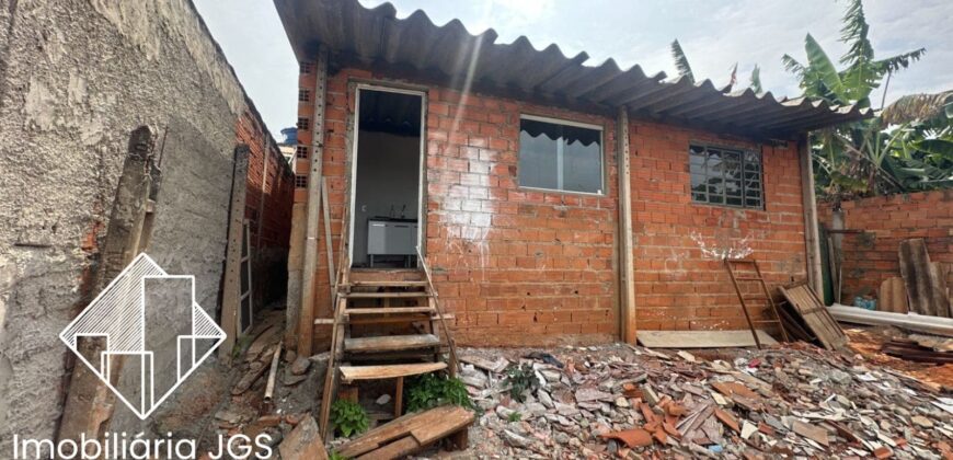 Casa com Quintal a Venda – Bairro Colégio – Araçoiaba da Serra