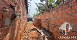 Casa com Quintal a Venda – Bairro Colégio – Araçoiaba da Serra