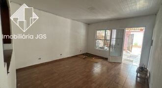 Casa com Quintal a Venda – Bairro Colégio – Araçoiaba da Serra